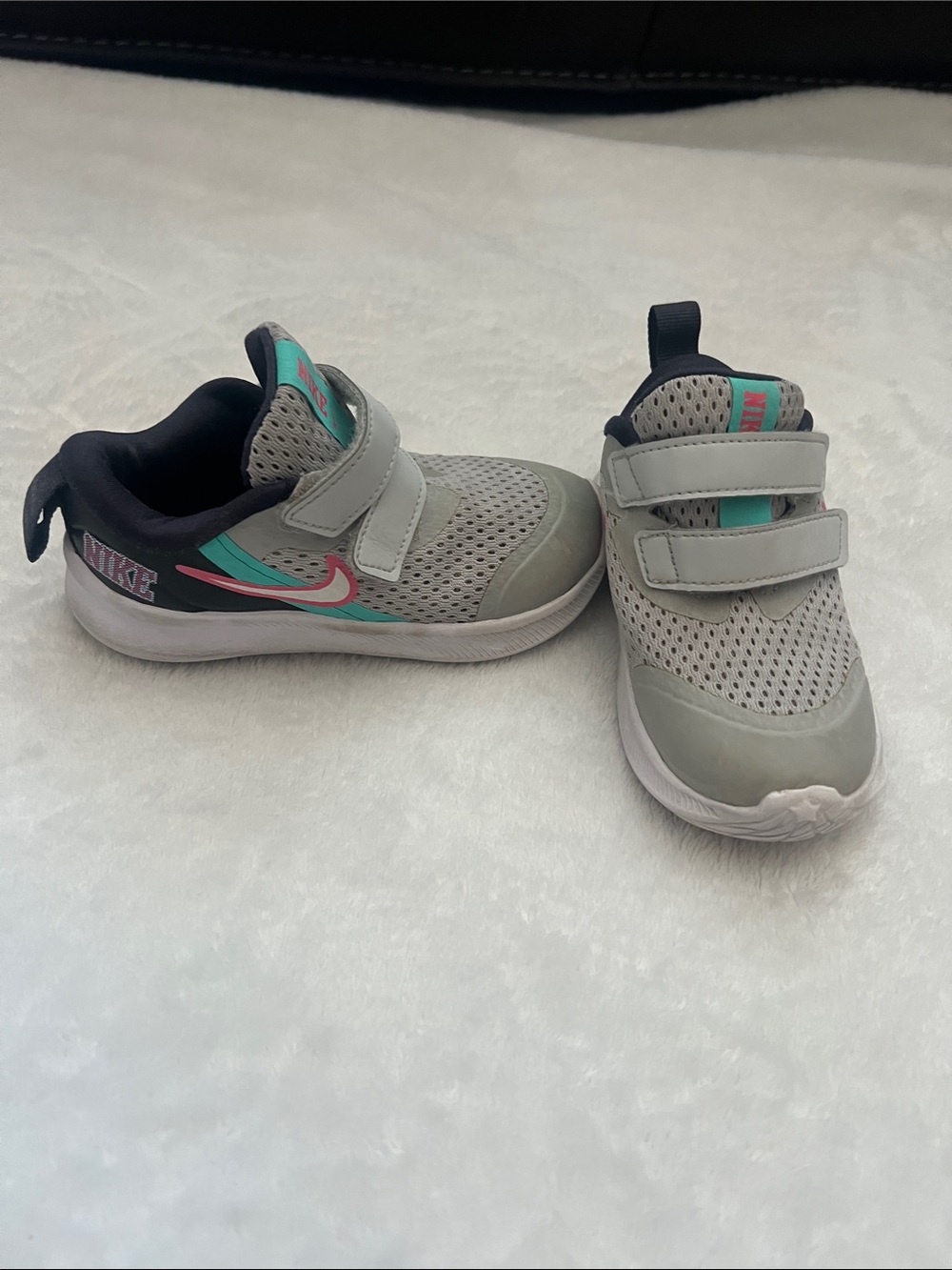 Nike Kids Gray Sneakers with Teal and Pink Accents